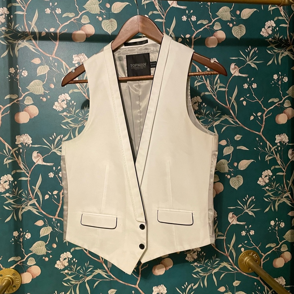 White Topman vest for formal occasions